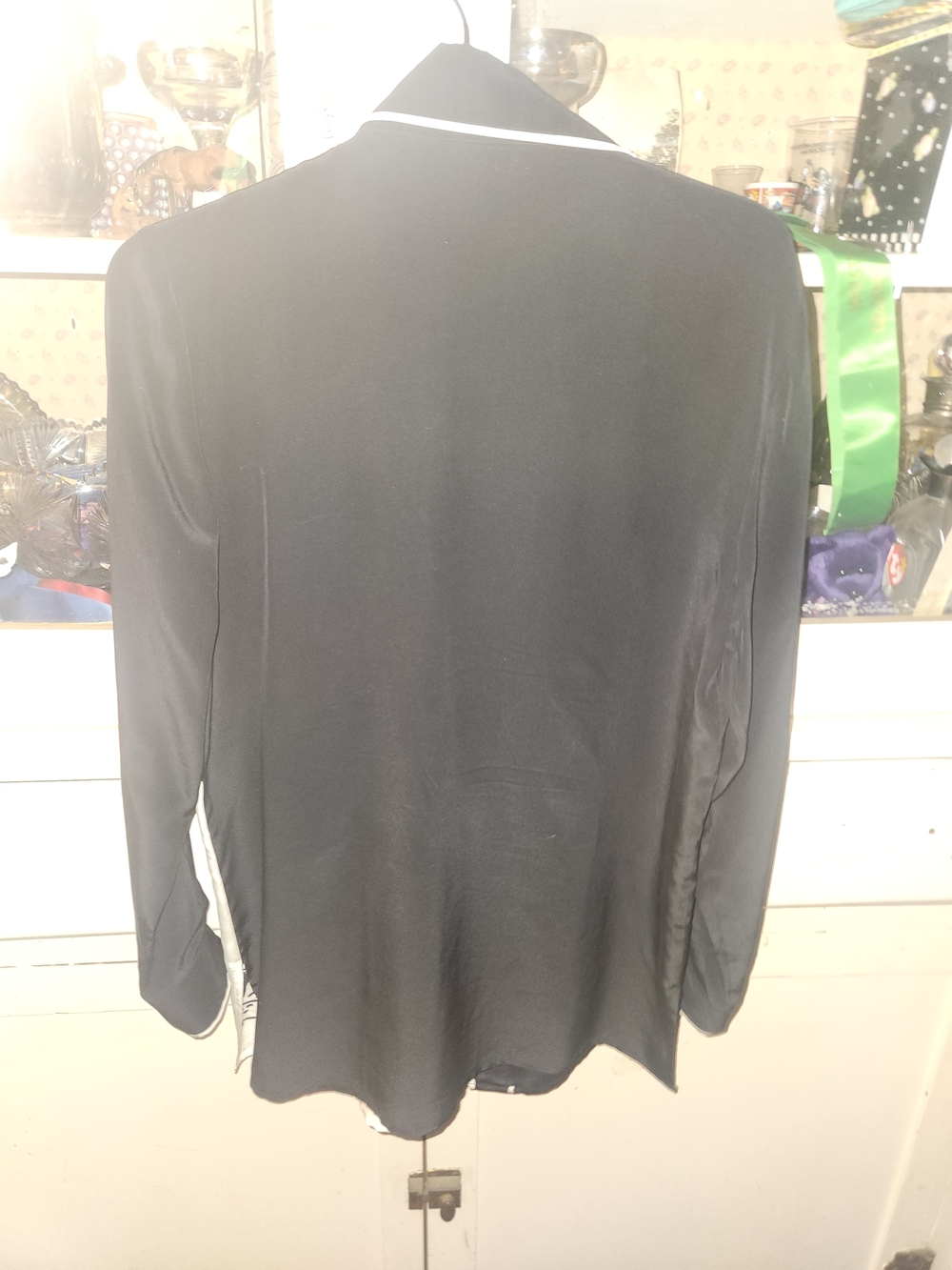 Bob Mackie Black & White Graphic Button-Up Shirt - Picture 6 of 6
